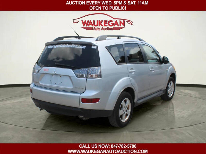 2009 Mitsubishi Outlander ES