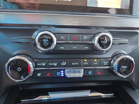 2025 Ford F-350 Super Duty Lariat