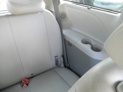 2012 Toyota Sienna XLE 7-Passenger