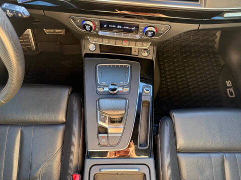 2019 Audi Q5 quattro Prestige 45 TFSI