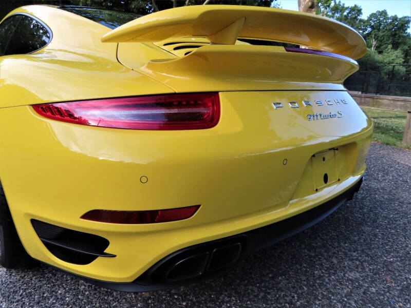 2015 Porsche 911 Turbo S