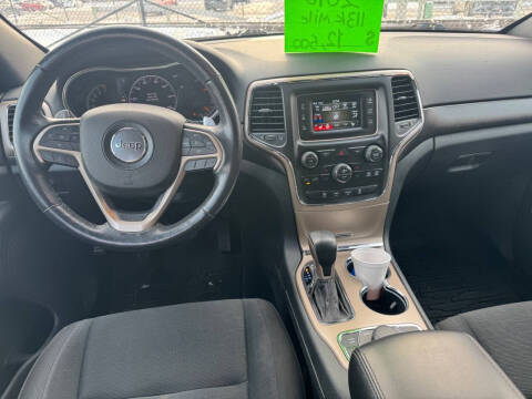 2016 Jeep Grand Cherokee Laredo