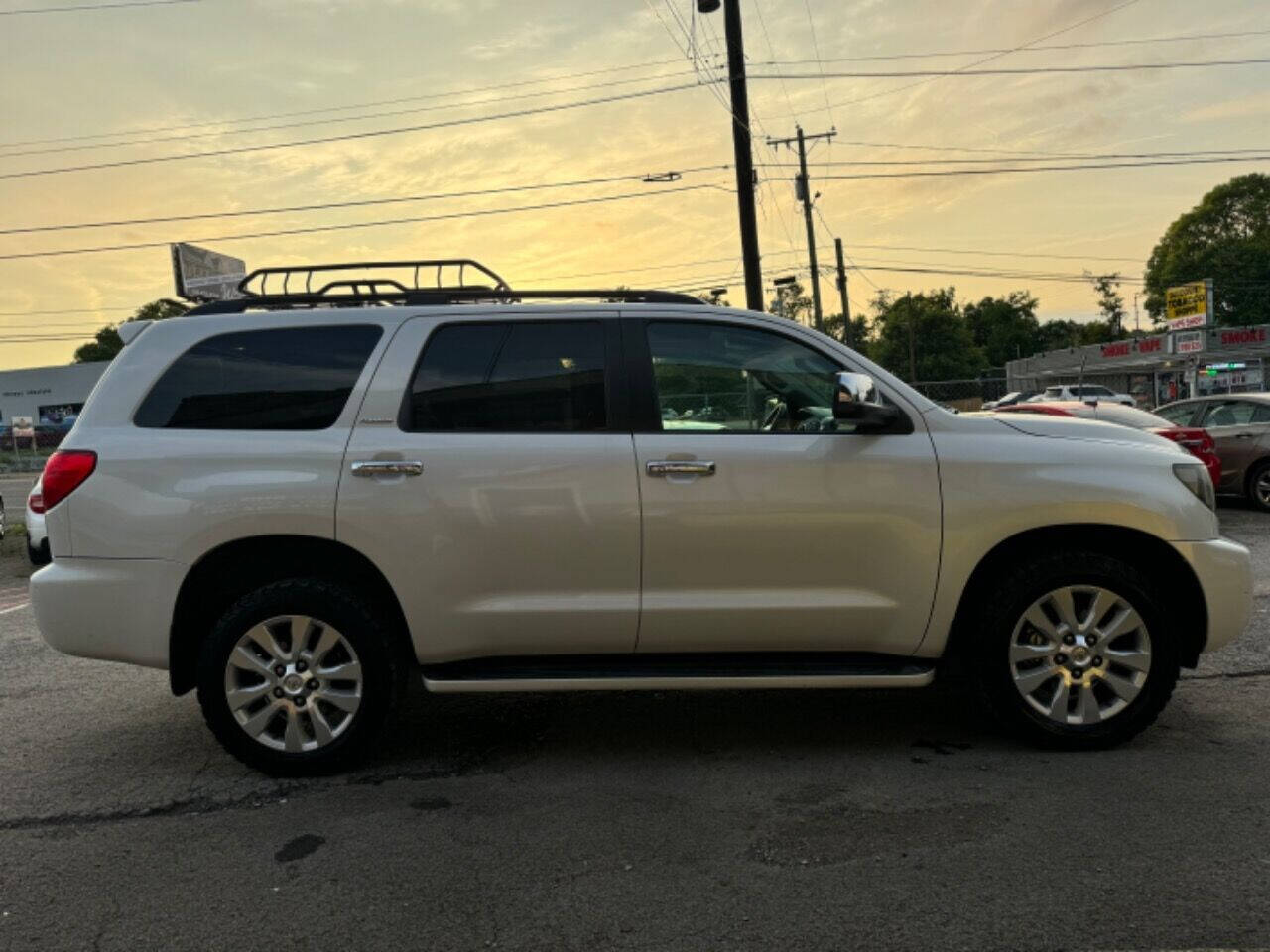 2008 Toyota Sequoia for sale at Green Ride LLC in NASHVILLE, TN