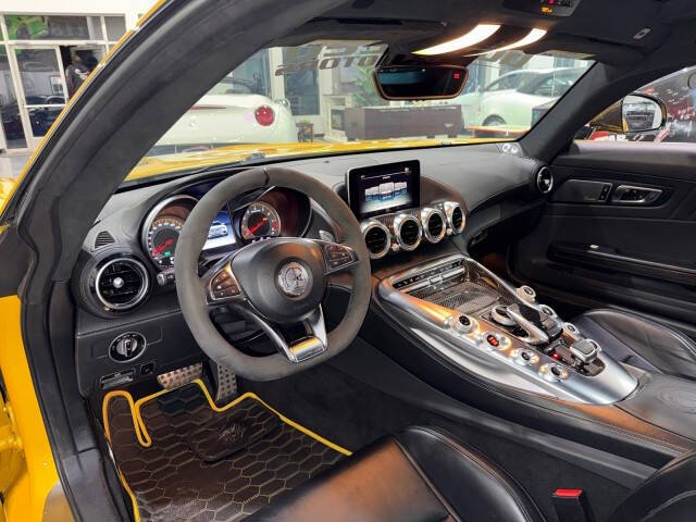 2016 Mercedes-Benz AMG GT S