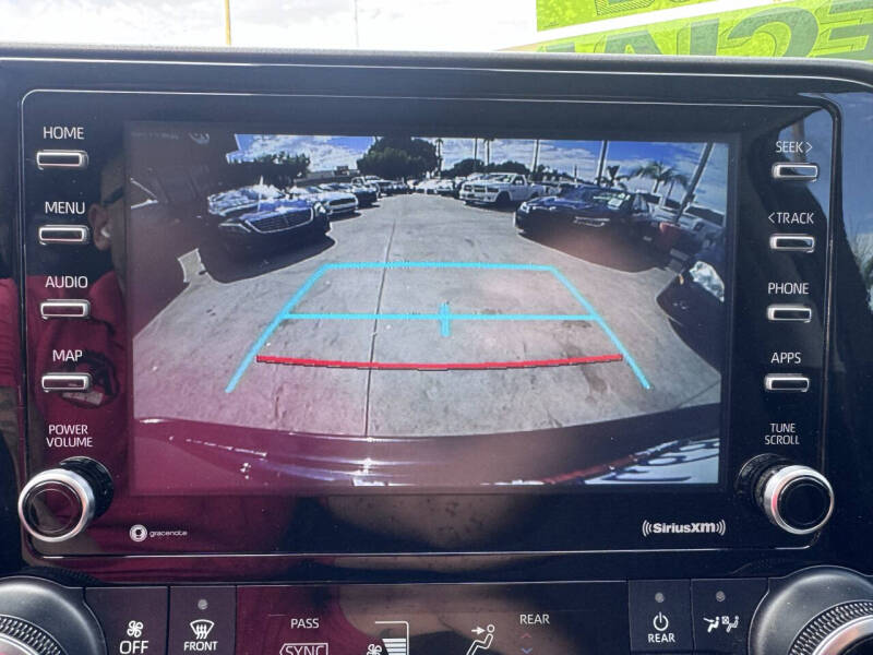 2021 Toyota Highlander L