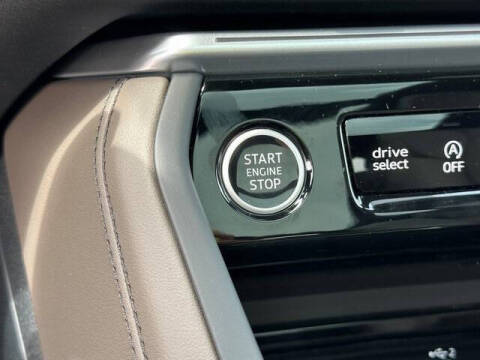 2025 Audi Q5 quattro Premium Plus TFSI