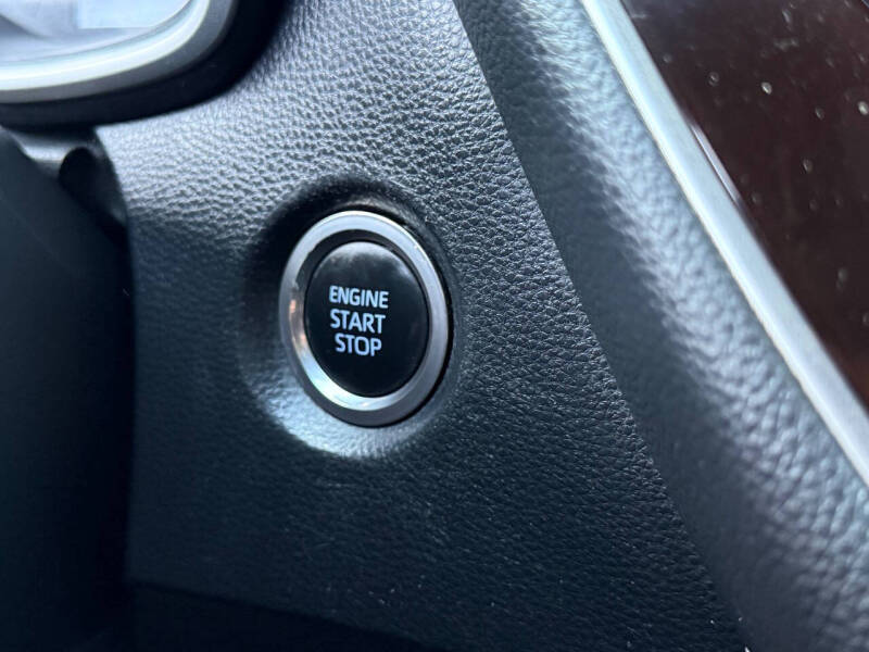 2019 Toyota Corolla Hatchback SE