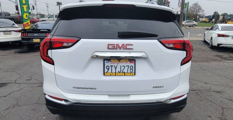 2020 GMC Terrain SLT