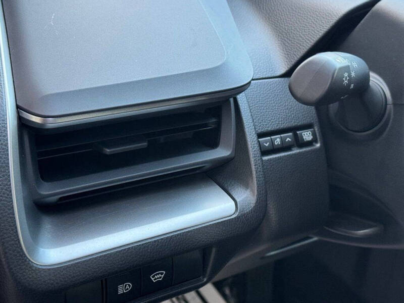 2024 Toyota Prius LE