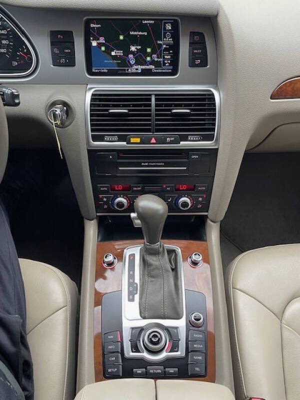 2011 Audi Q7 3.0T quattro Premium Plus