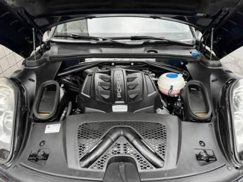 2015 Porsche Macan S