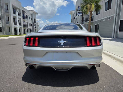 2016 Ford Mustang V6