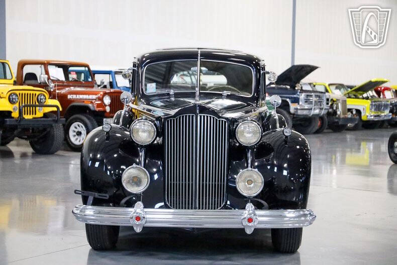 1938 Packard Super Eight