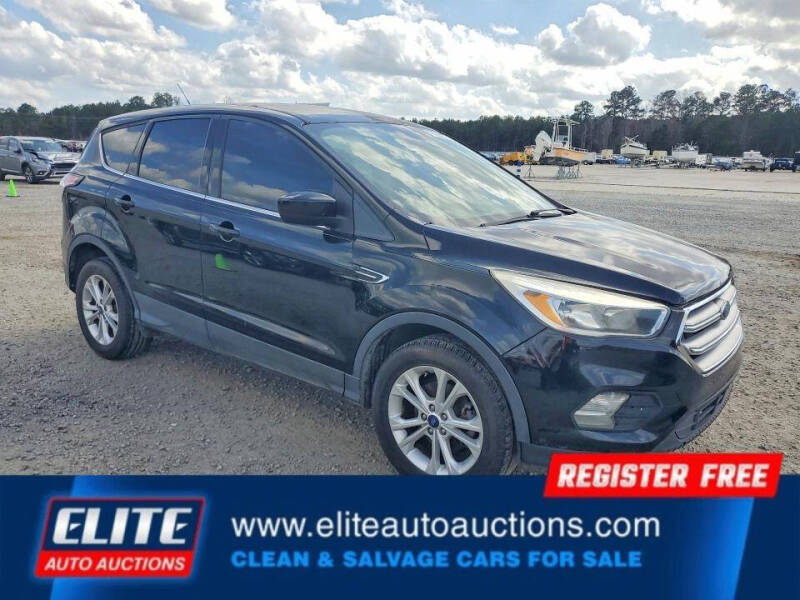 2017 Ford Escape SE