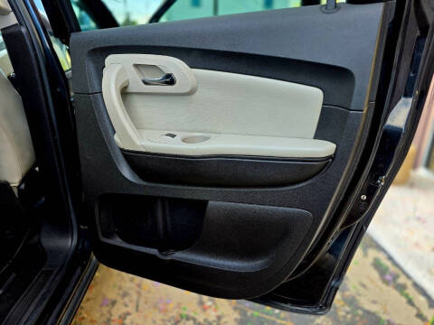 2011 Chevrolet Traverse LTZ