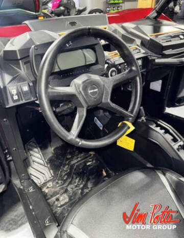 2024 Can-Am Commander Max XT