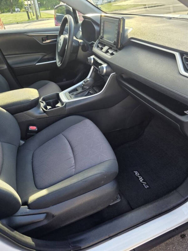 2019 Toyota RAV4 XLE