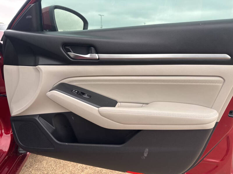 2019 Nissan Altima 2.5 Platinum