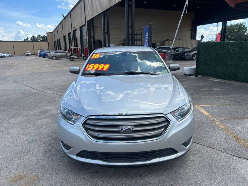 2016 Ford Taurus SEL