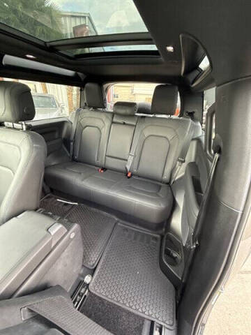 2023 Land Rover Defender 90 S