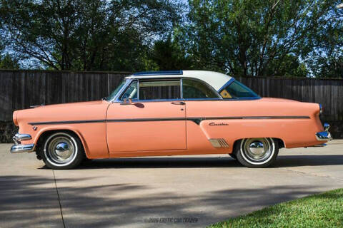1954 Ford Crestline