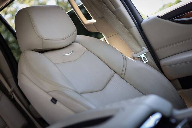2017 Cadillac Escalade Luxury