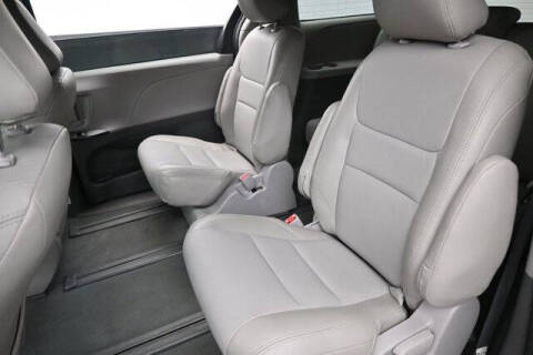 2020 Toyota Sienna L 7-Passenger