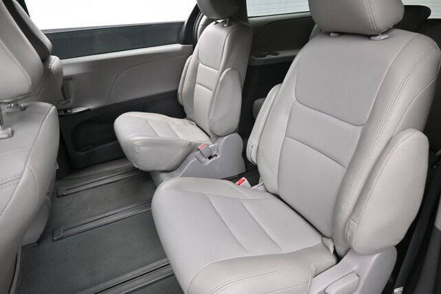 2020 Toyota Sienna L 7-Passenger