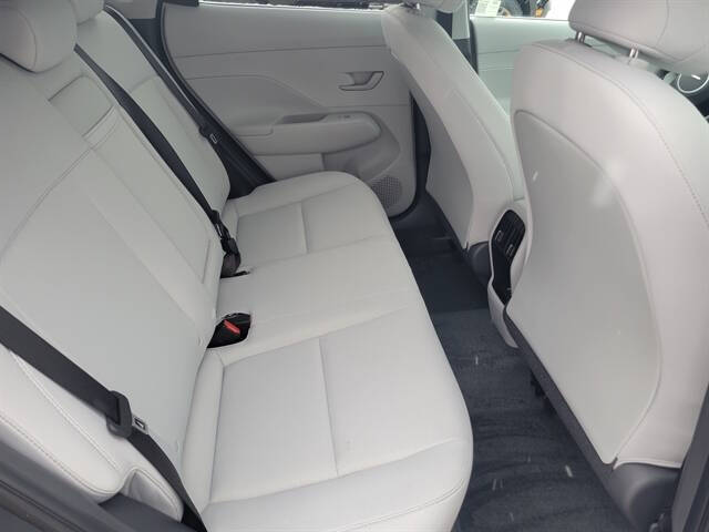 2025 Hyundai Kona SEL Convenience