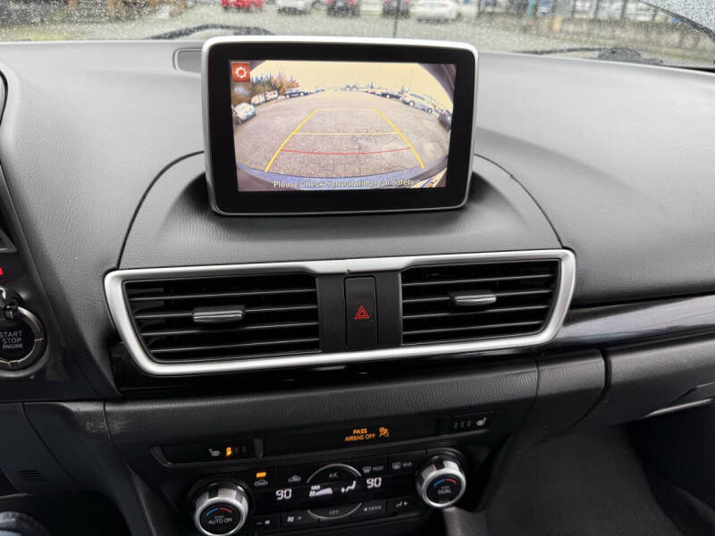 2015 Mazda MAZDA3 i Grand Touring