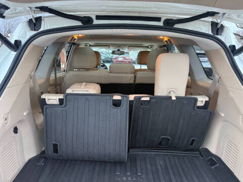 2017 Nissan Pathfinder Platinum