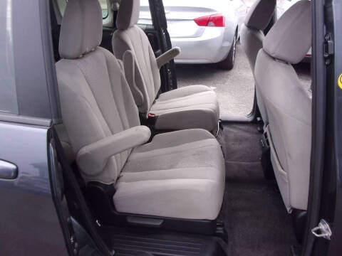 2012 Mazda MAZDA5 Sport