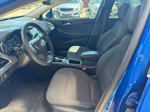 2017 Chevrolet Cruze LT Auto