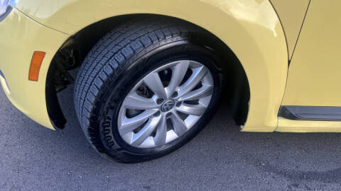 2015 Volkswagen Beetle 1.8T Classic PZEV