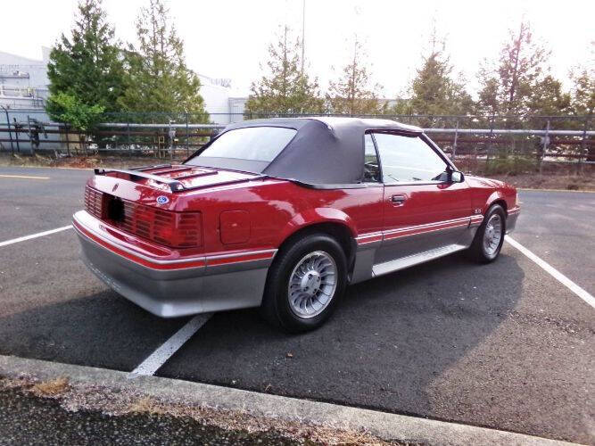 1987 Ford Mustang