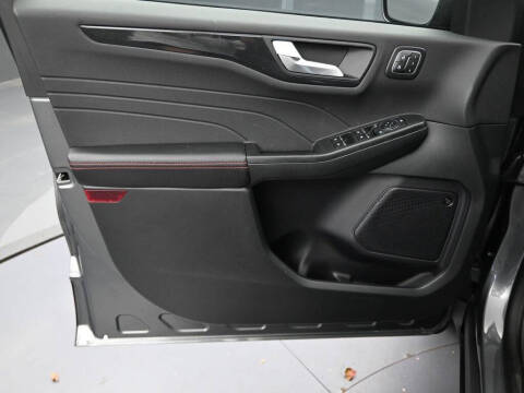 2026 Ford Escape Hybrid ST-Line Select