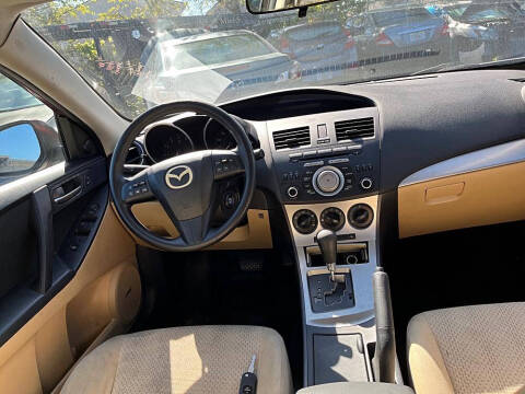 2010 Mazda MAZDA3 i Sport