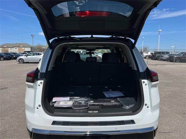 2025 Nissan Rogue Platinum