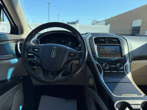 2018 Lincoln MKX Select