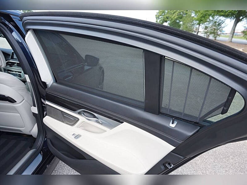 2019 BMW 7 Series 750i