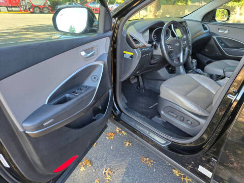 2017 Hyundai Santa Fe Limited Ultimate