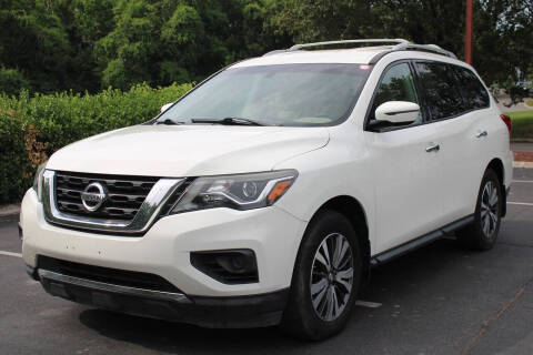 2017 Nissan Pathfinder Platinum