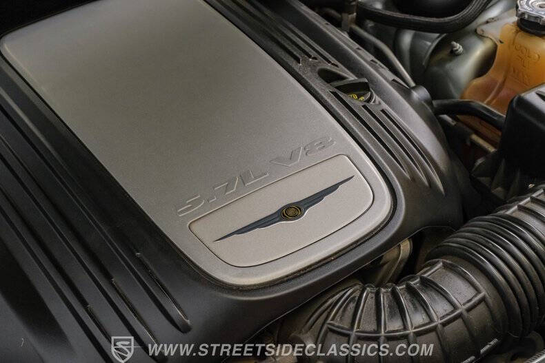 2005 Chrysler 300 C