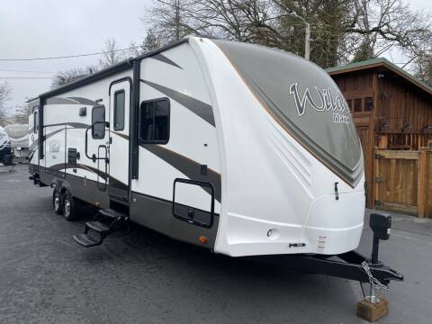 2016 Forest River Wildcat Maxx 30BHS / 35ft for sale at Jim Clarks Consignment Country - Travel Trailers in Grants Pass OR