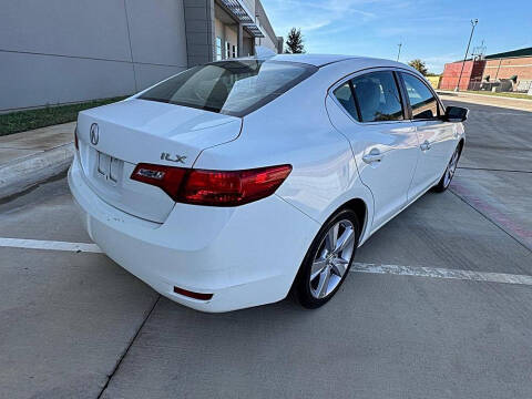 2014 Acura ILX 2.0L w/Tech