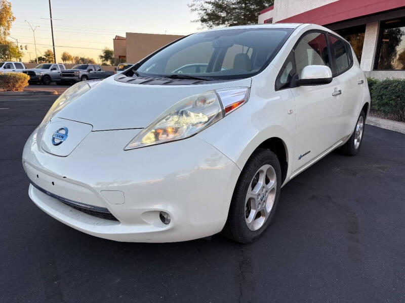 2011 Nissan LEAF SL