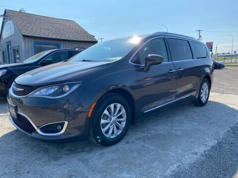 2019 Chrysler Pacifica for sale at Couch Motors in Saint Joseph MO