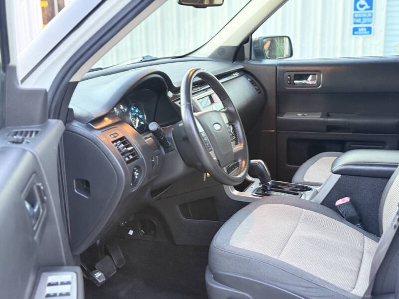 2009 Ford Flex SE