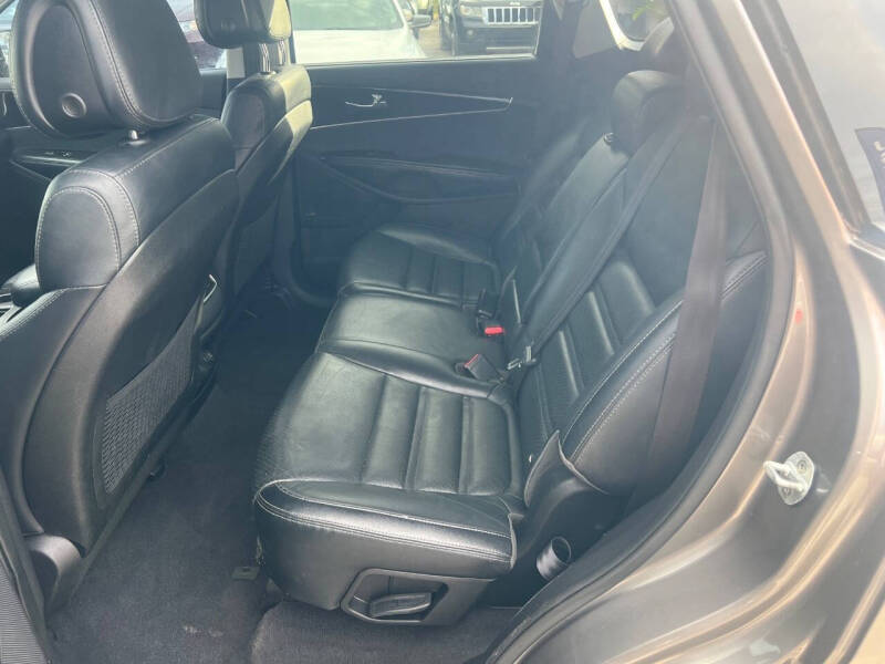 2016 Kia Sorento EX V6