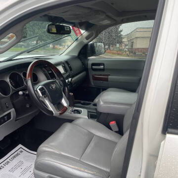 2015 Toyota Sequoia Platinum